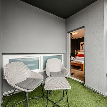 Klassen - Design Direkt Am Hbf Aquisgrà